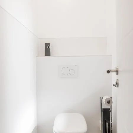 By Staystay I 24 Check-in Gasthuis *