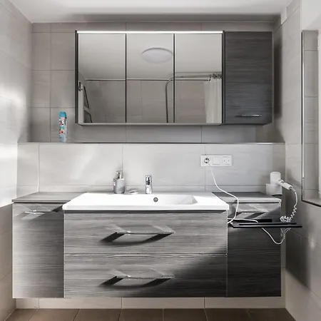 Casa de hóspedes By Staystay I 24 Check-in *
