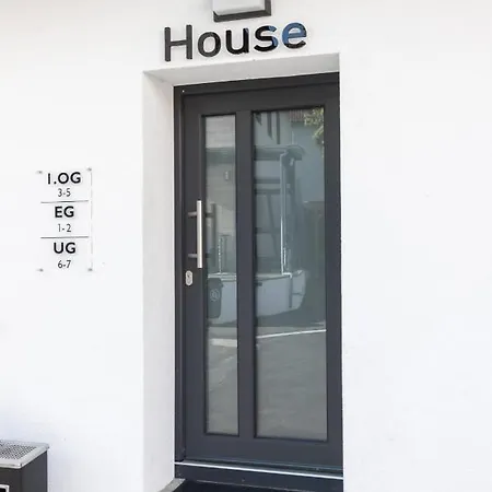 By Staystay I 24 Check-in Gasthuis *