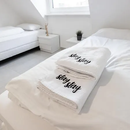 By Staystay I 24 Check-in Gasthuis *