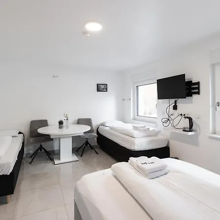 By Staystay I 24 Check-in Gasthuis *