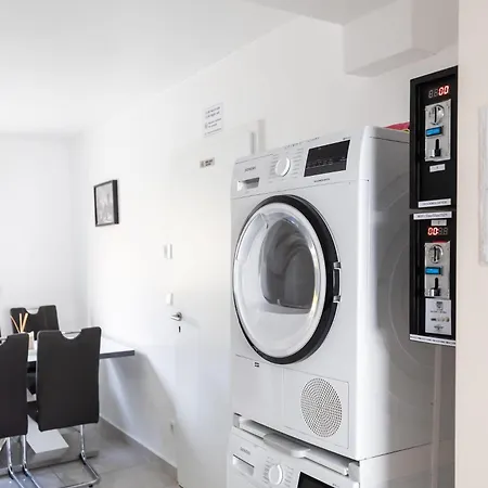 By Staystay I 24 Check-in Gasthuis *